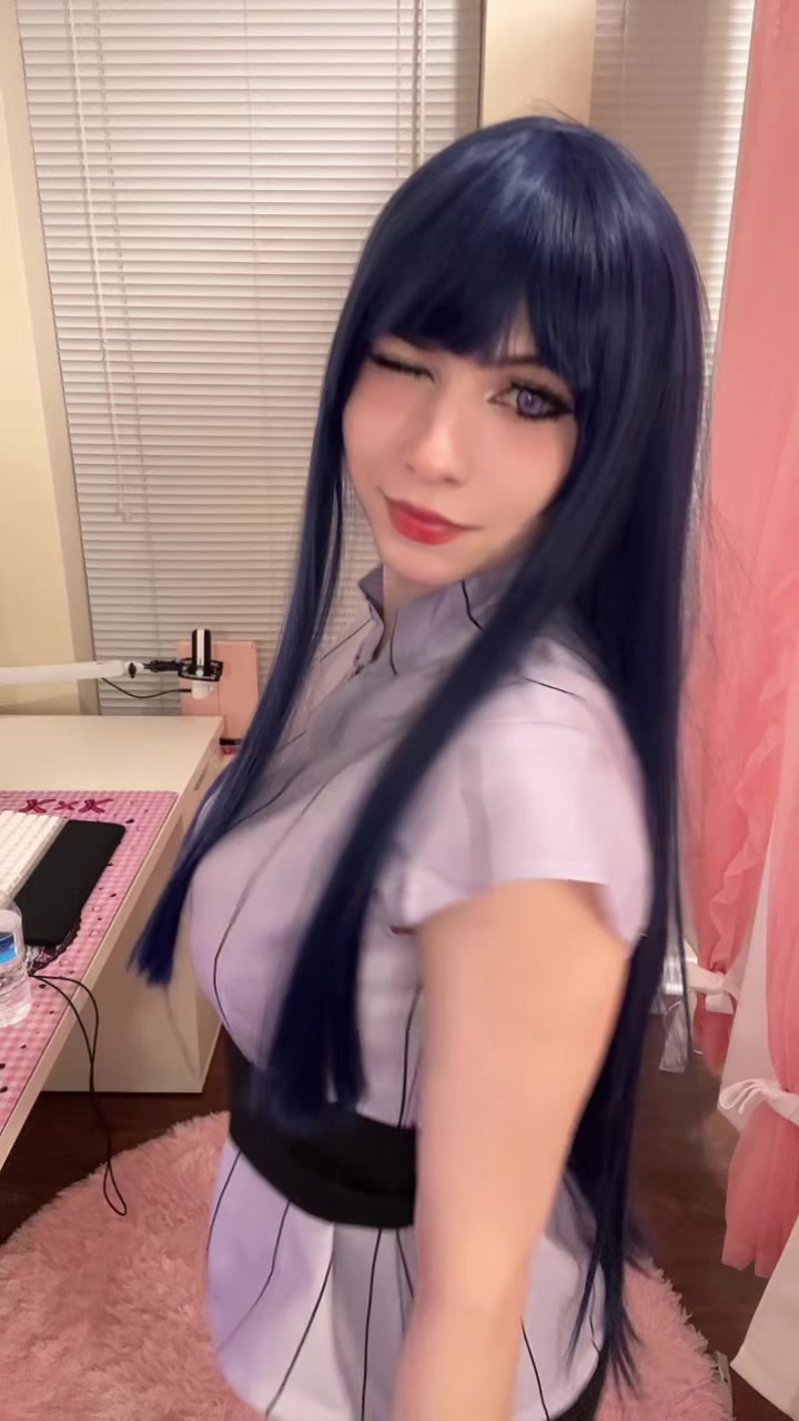 @lili 🧁🪽