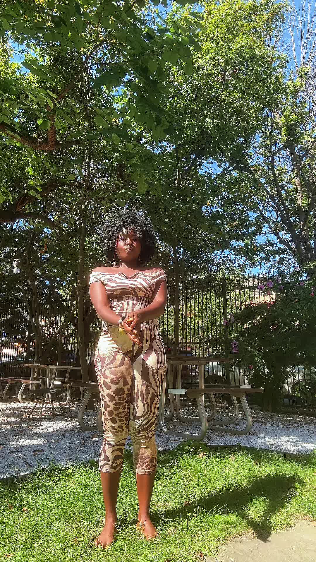 @tinaa_starra