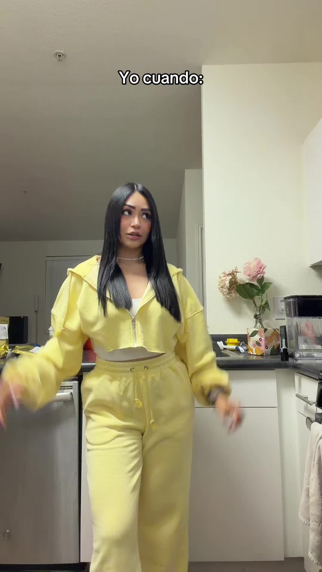 @MiaaaaaaLu