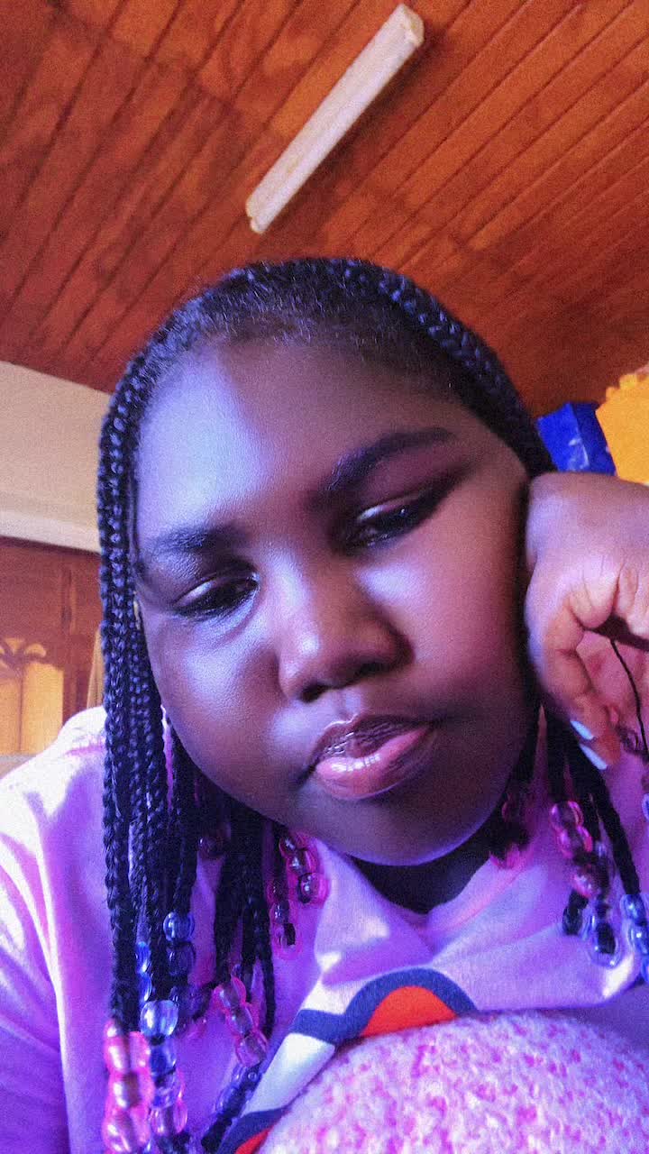 @That _ girl _🫀