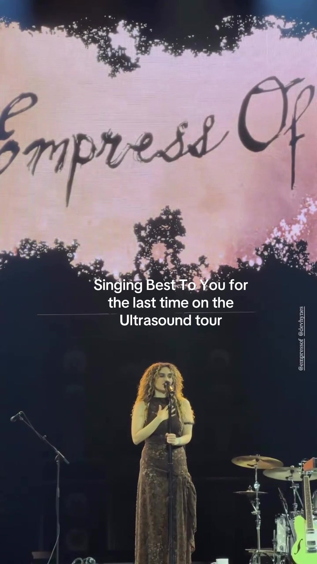 @empress of