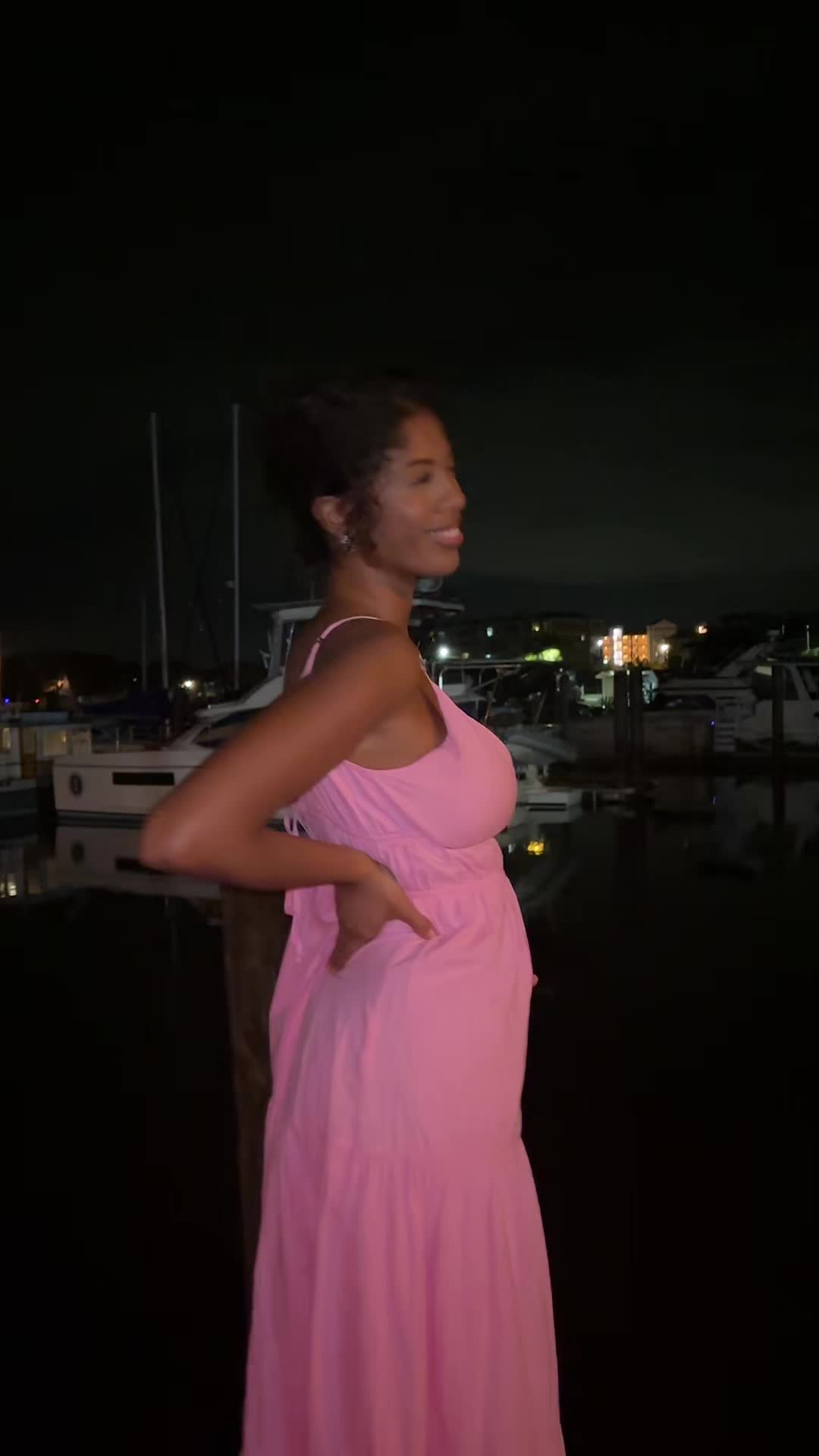 @bella