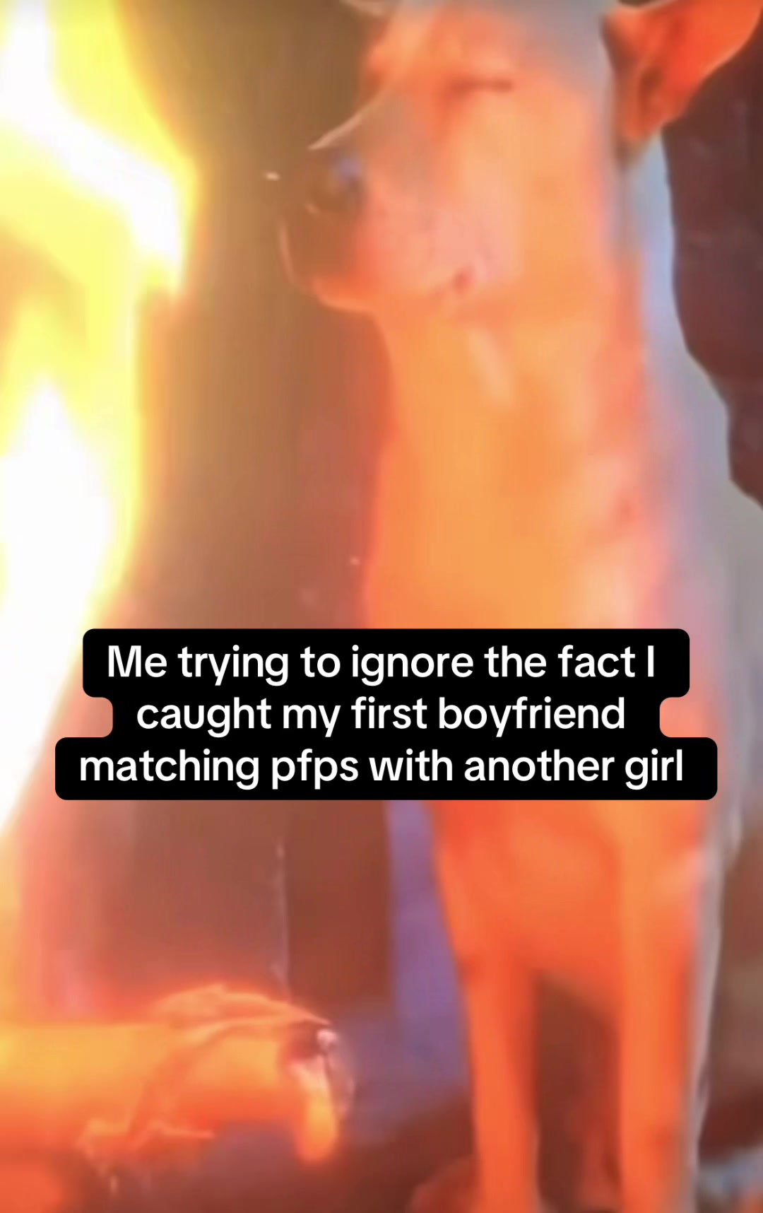 @⋮