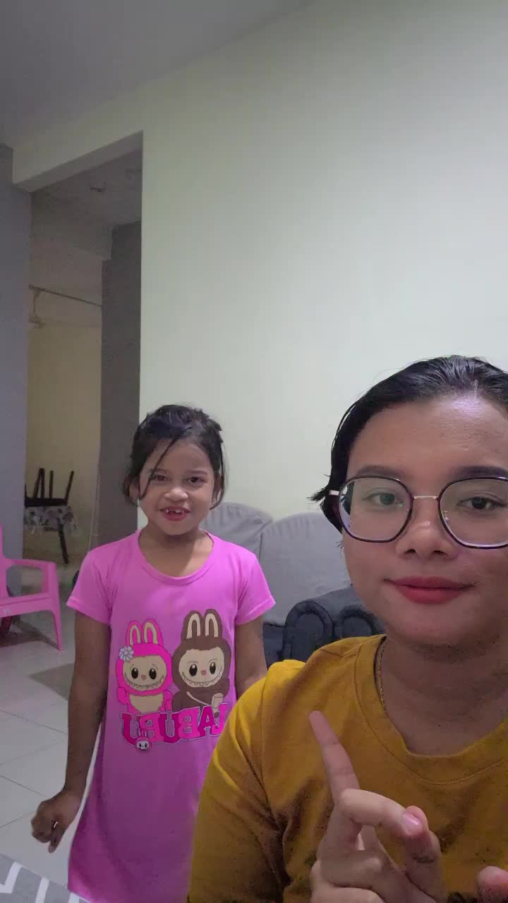 @Moniza Magdalena