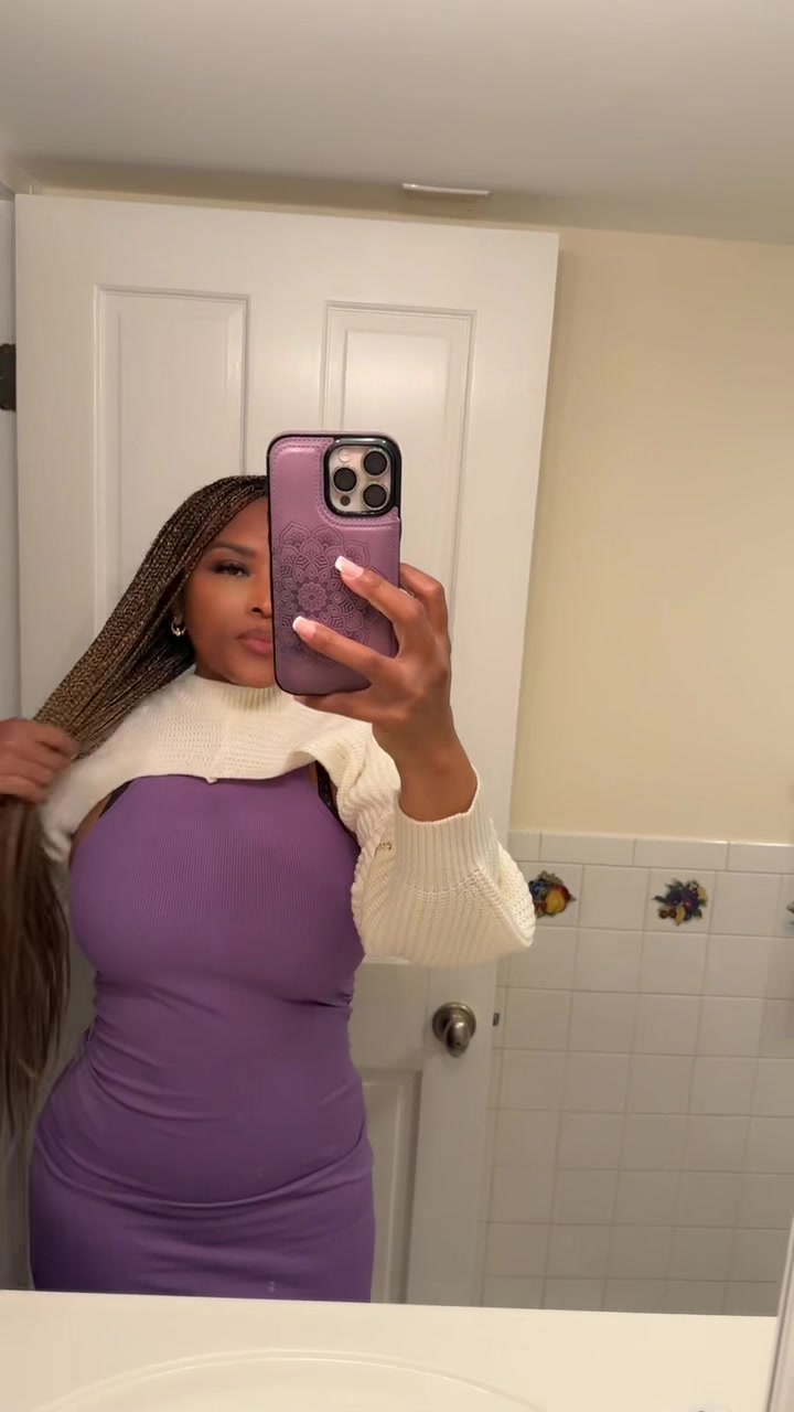 @Jlove25