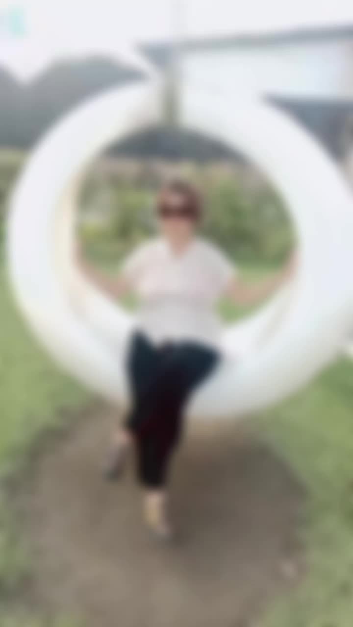 @🦋