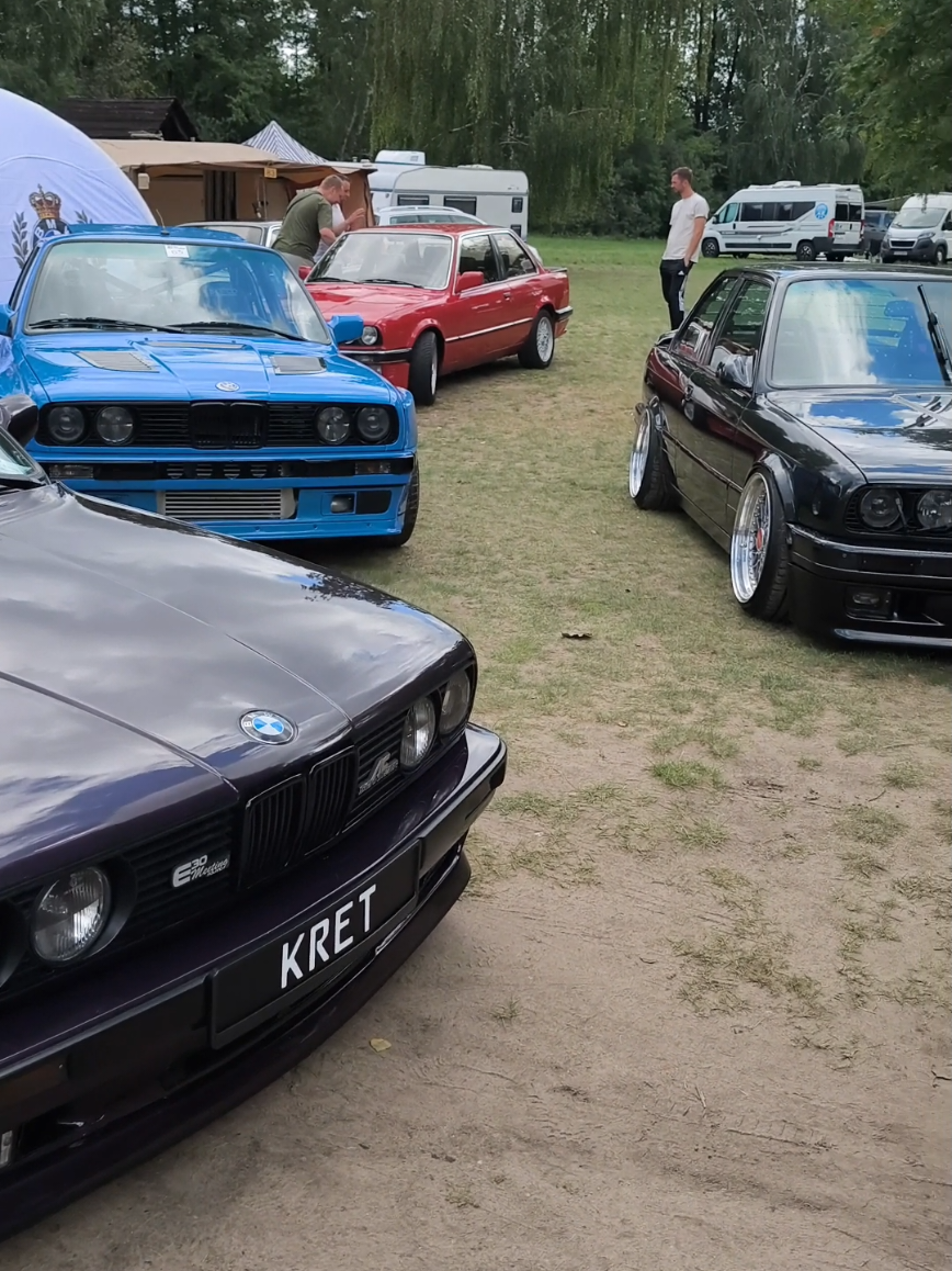 @Monia_E30