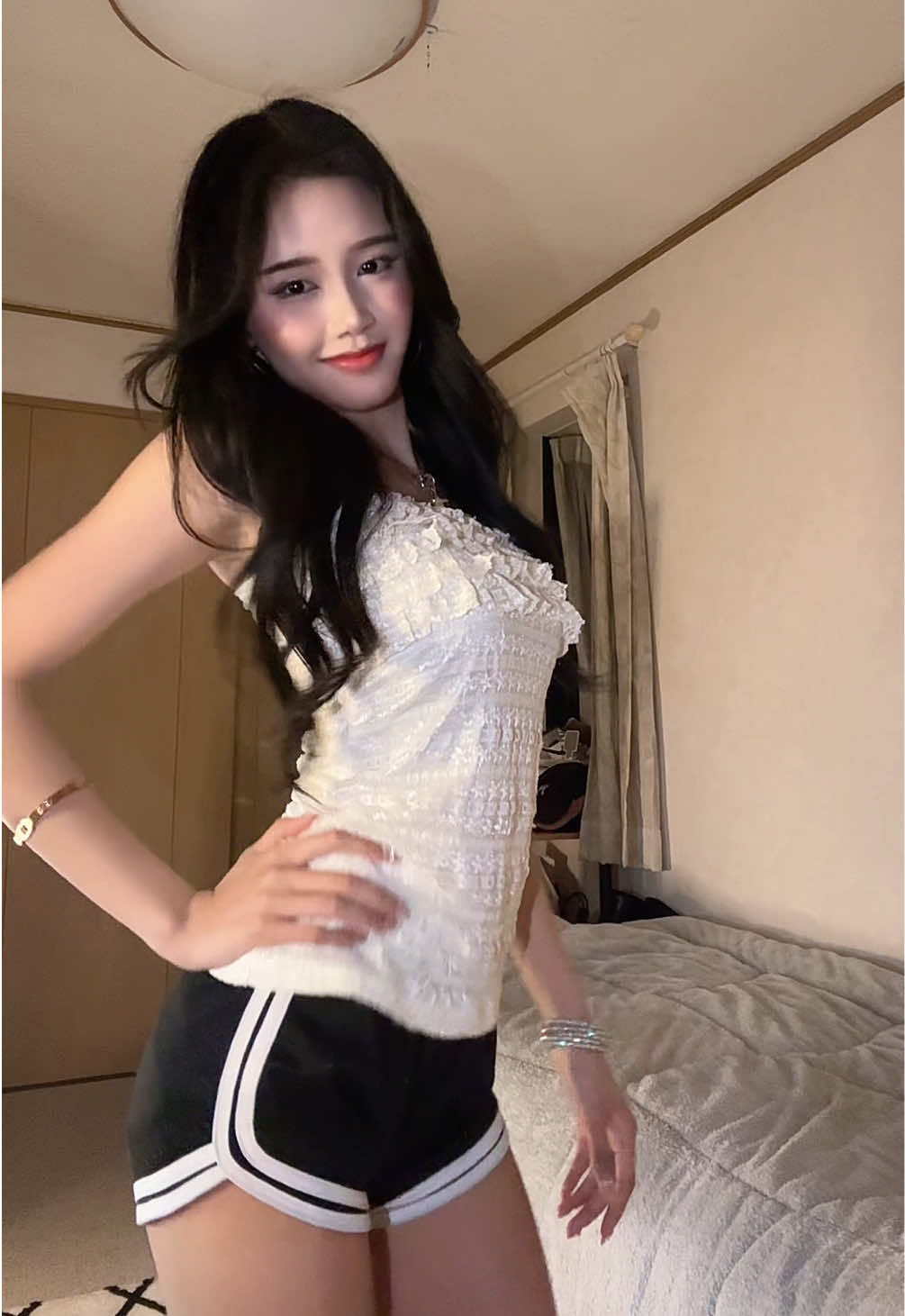 @Hon