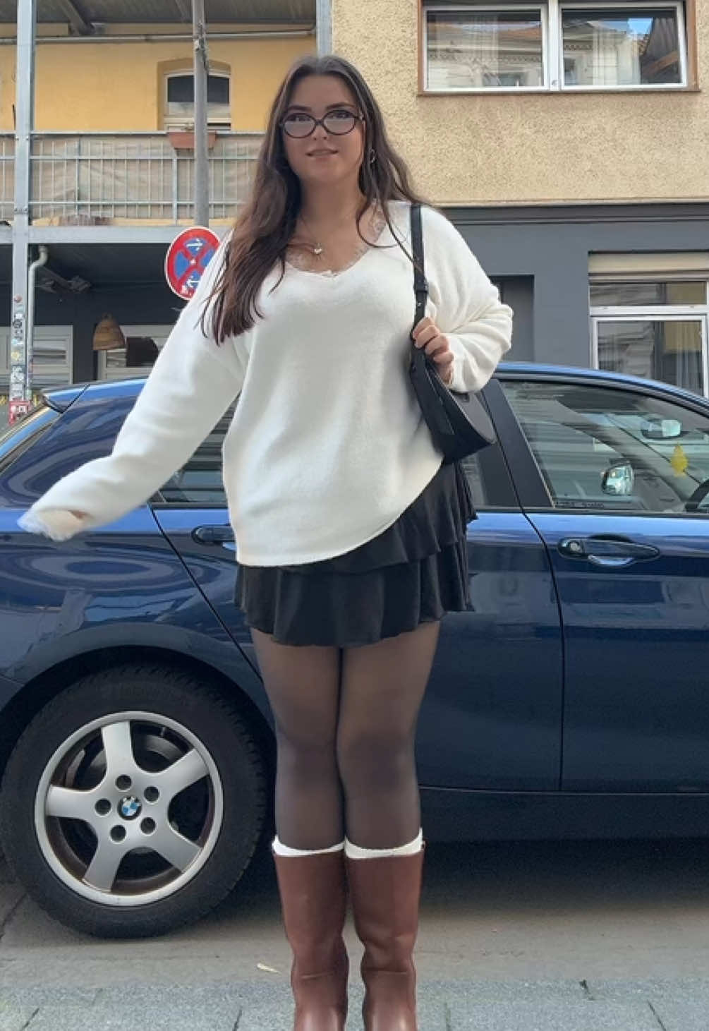@kimleoniee