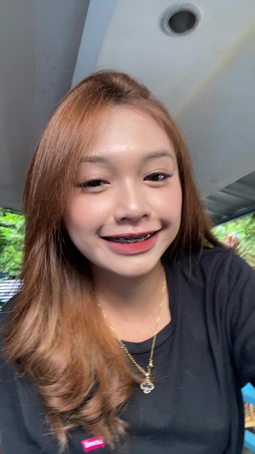 @𝒻𝓁𝑜𝓇 💘