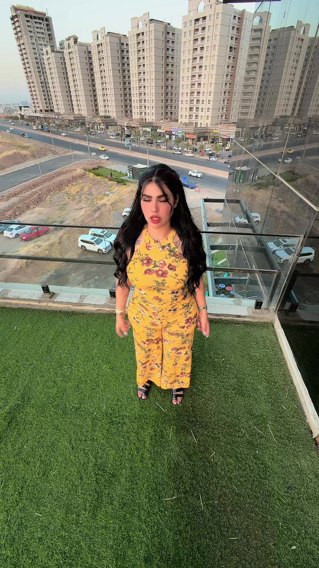 @الفنانه قمر الزمان