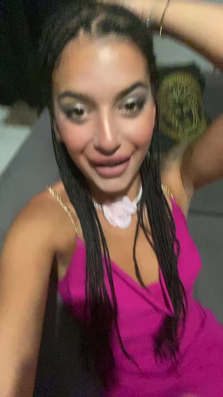 @Nicole