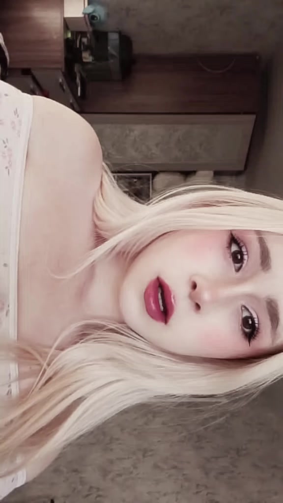 @нимфоманка