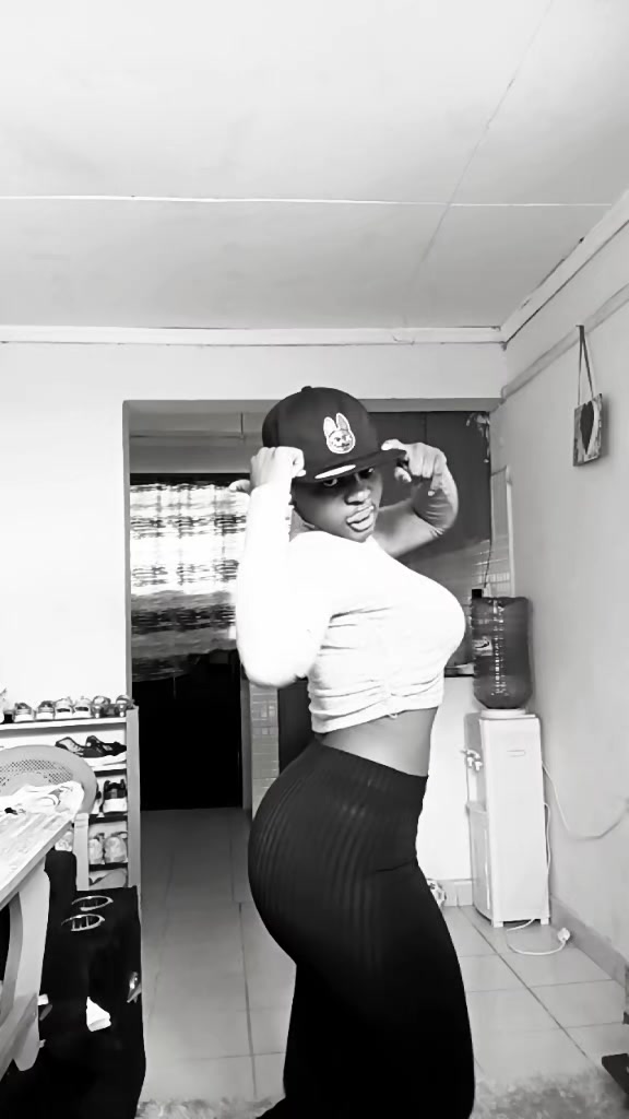 @rocxyline roza