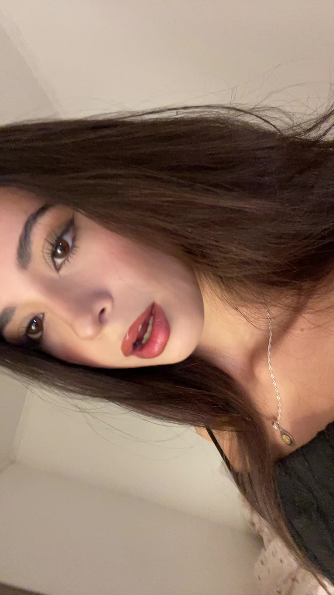 @𝑠𝑖𝑛𝑎𝑖🌺