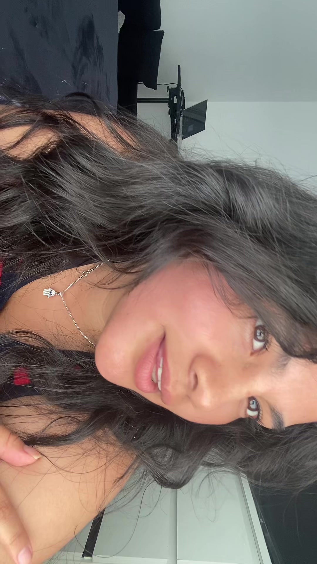 @Ojitos 🤎