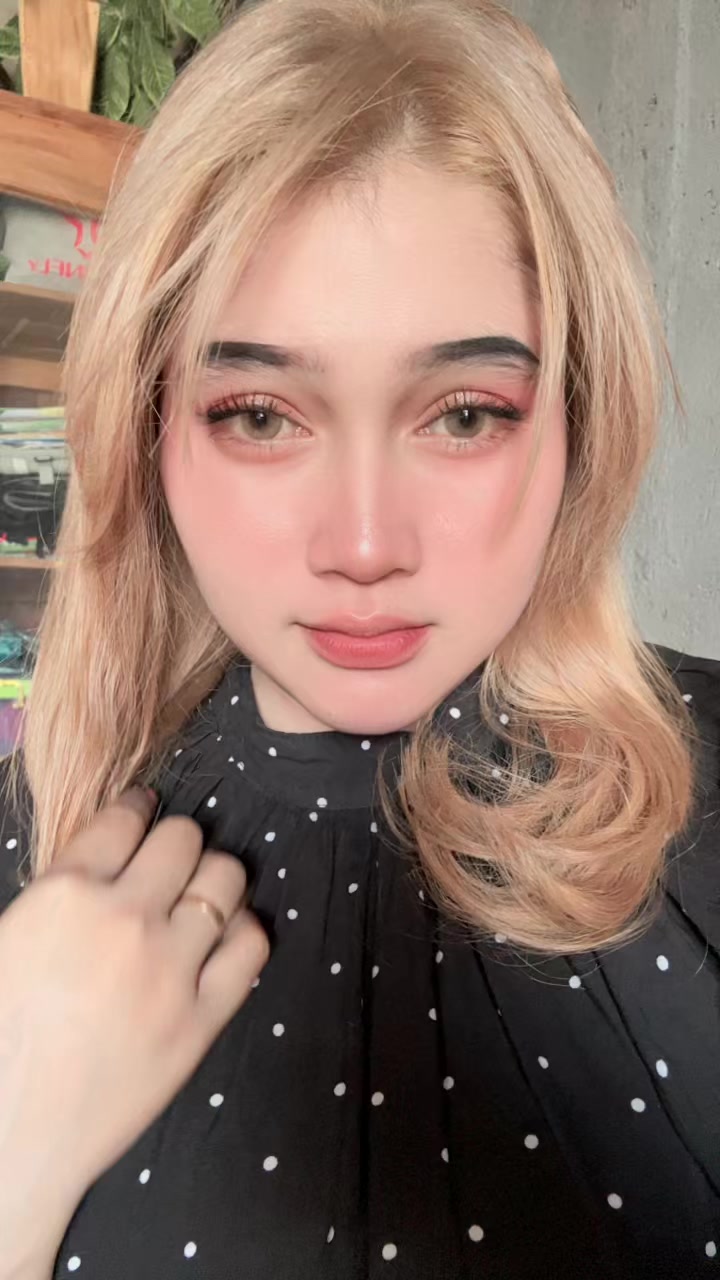 @Panggil elin saja