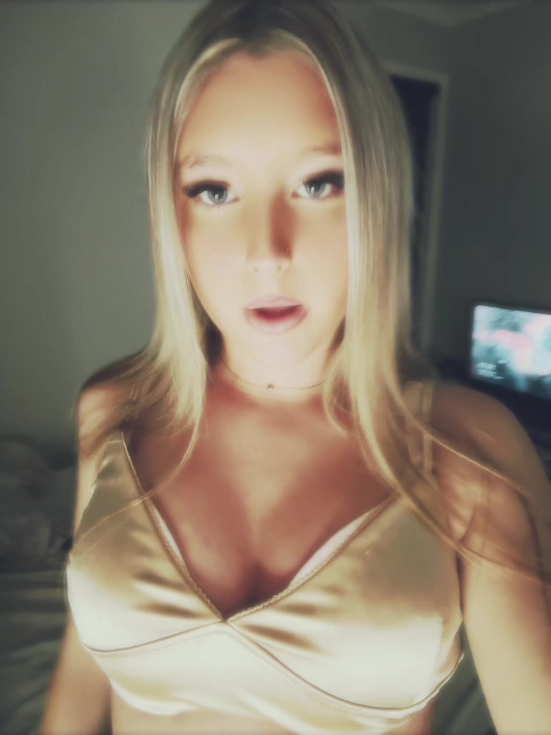 @%