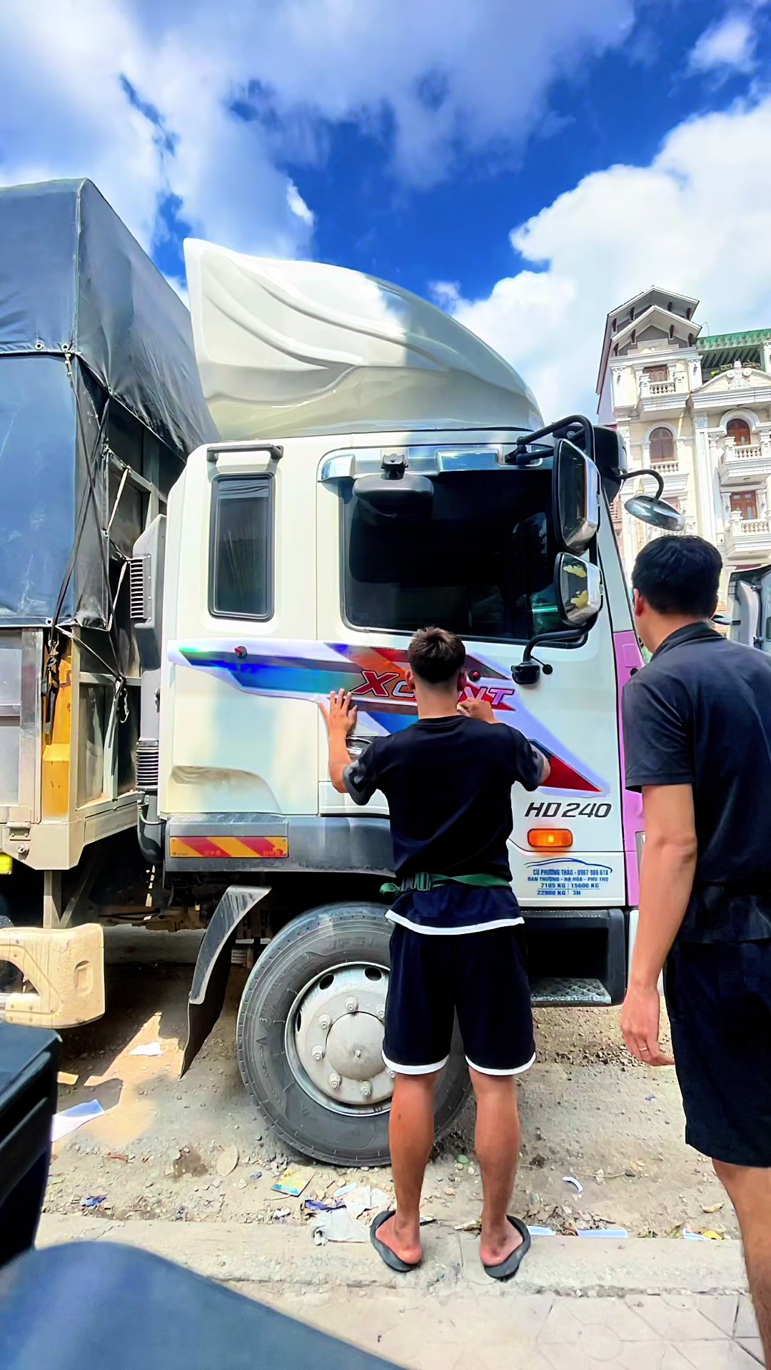 @Tem Xe Hưng Y&ecirc;n