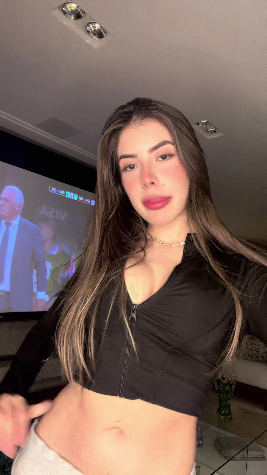 @Lo