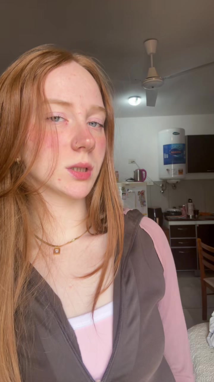 @Tayná