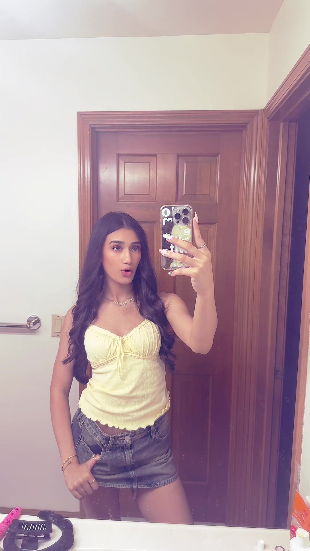 @devangi