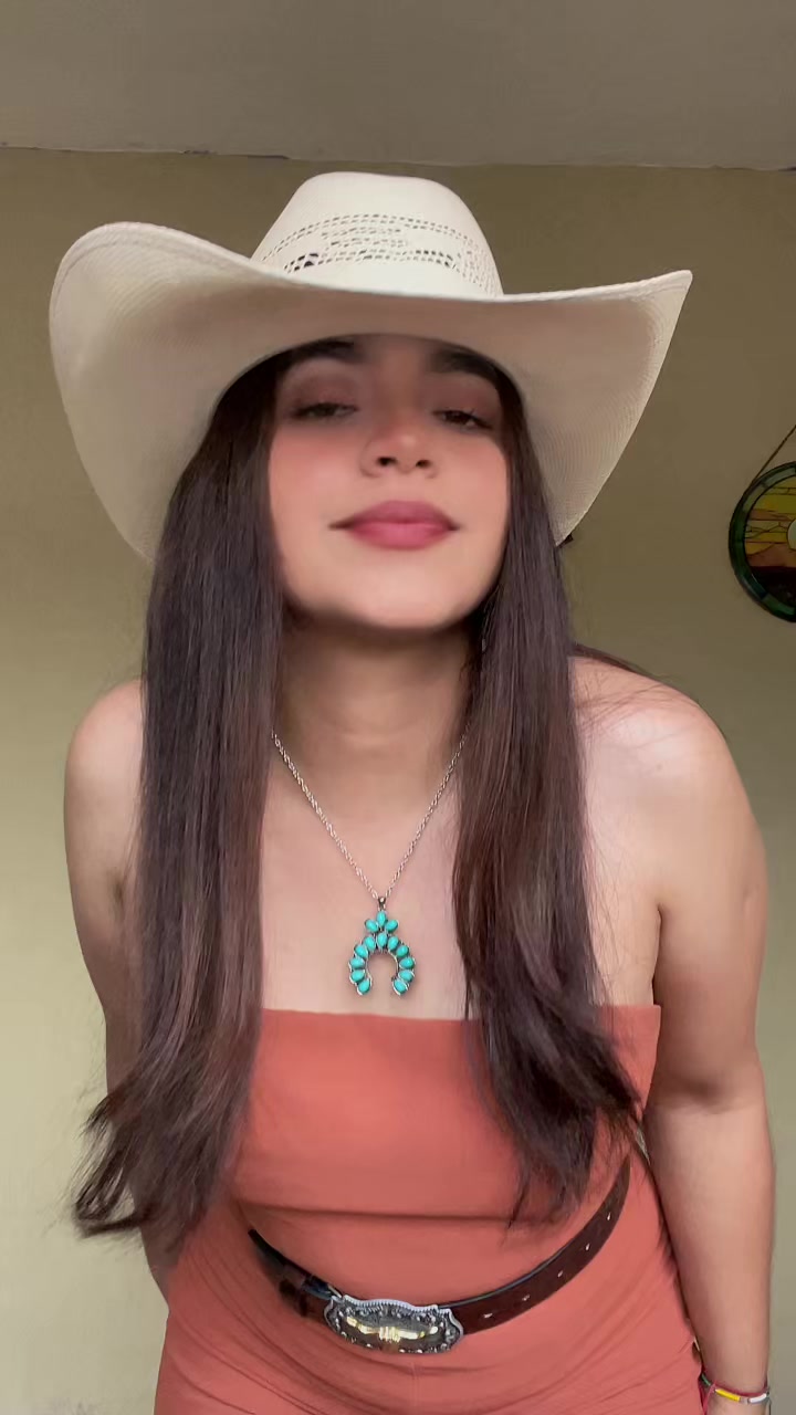 @𝑳𝒂𝒖𝒓𝒊𝒕𝒂 𝑮𝒂𝒓𝒛𝒂 🔥
