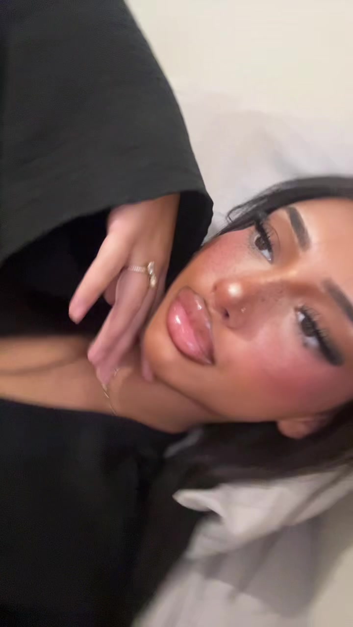 @Z A Y N E B