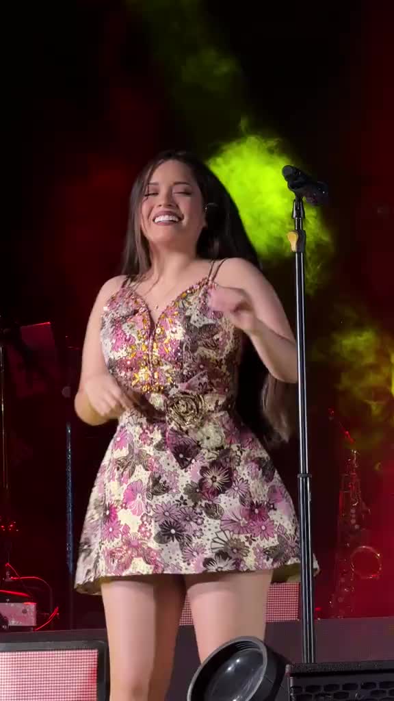 @Kiara Lozano Fan