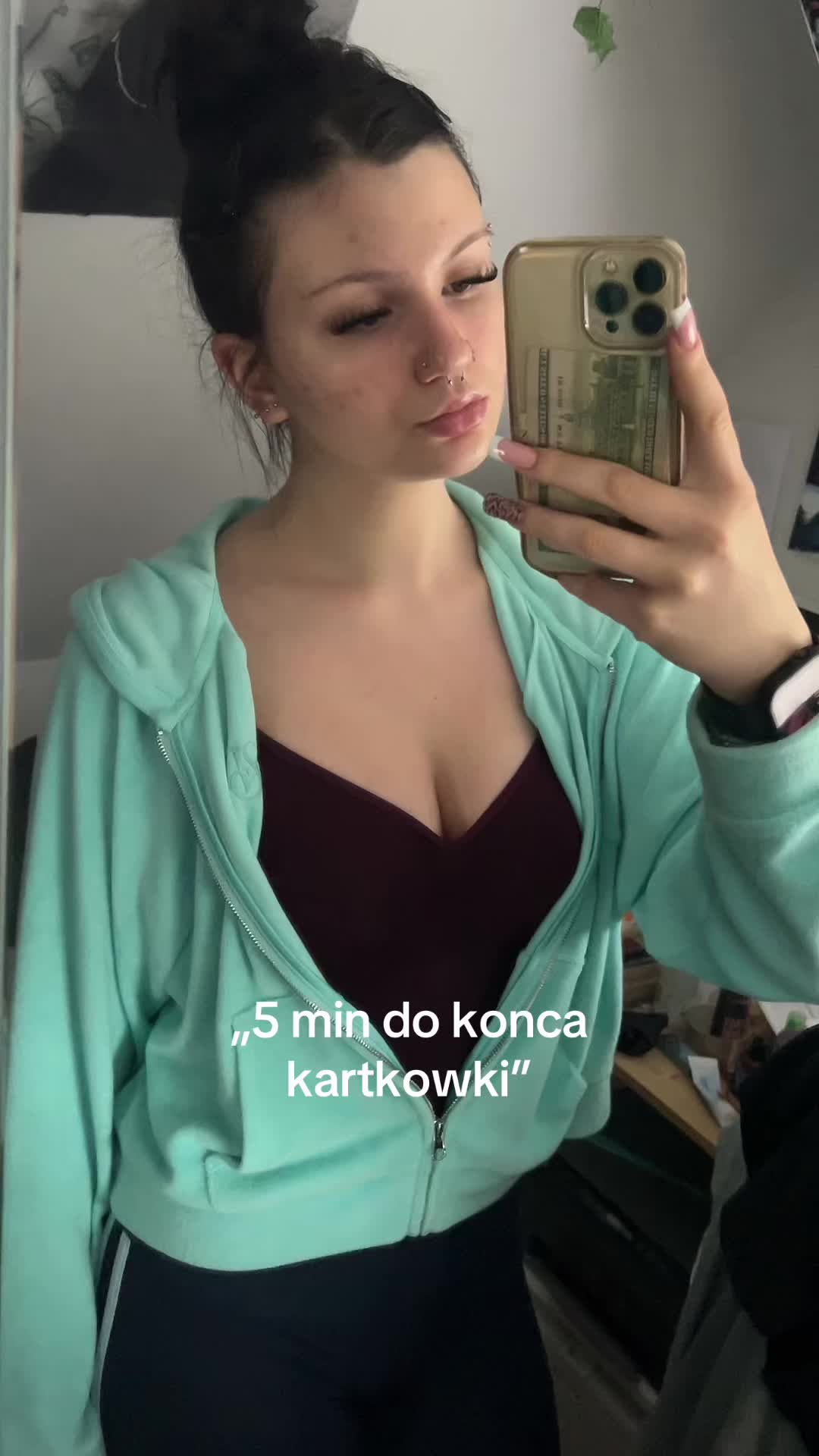 @️