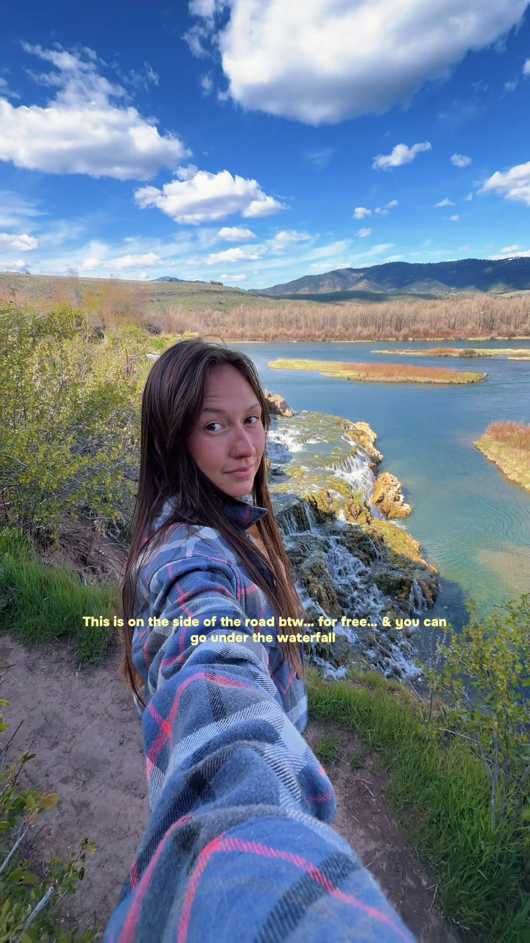 @Bee Bing | Artist | VanLife