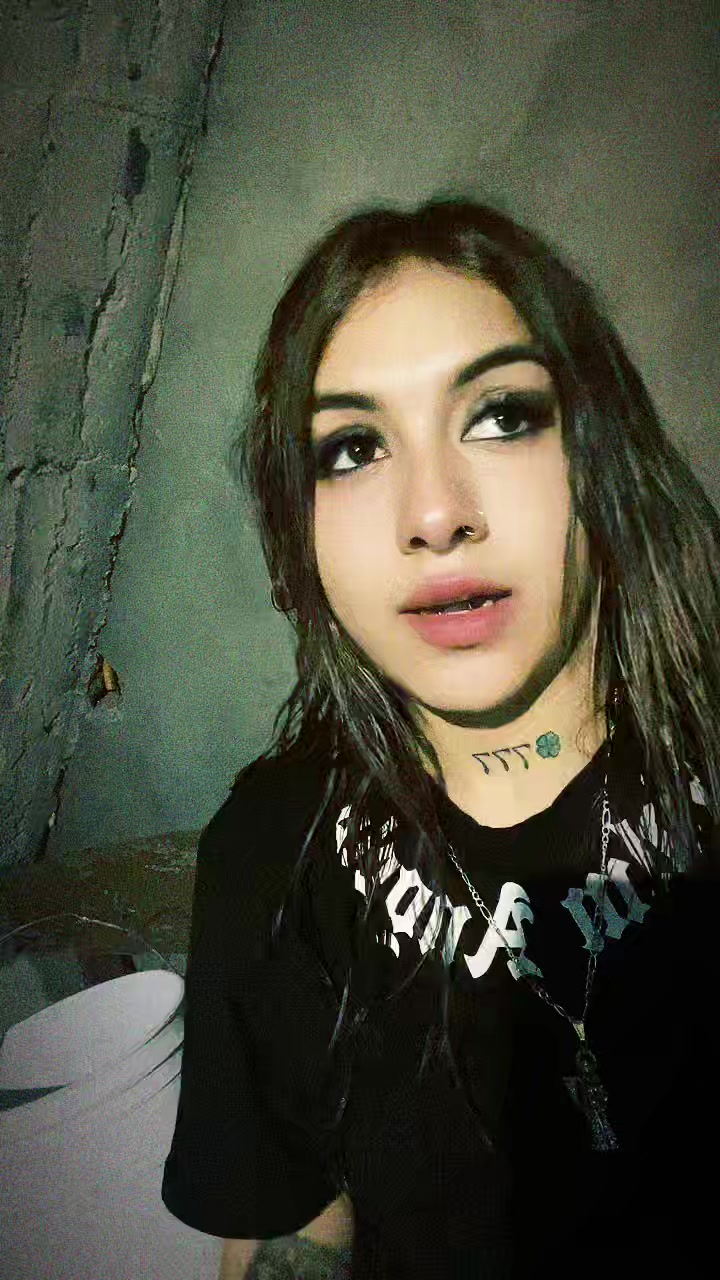 @🍒Kary 👮♀️💙