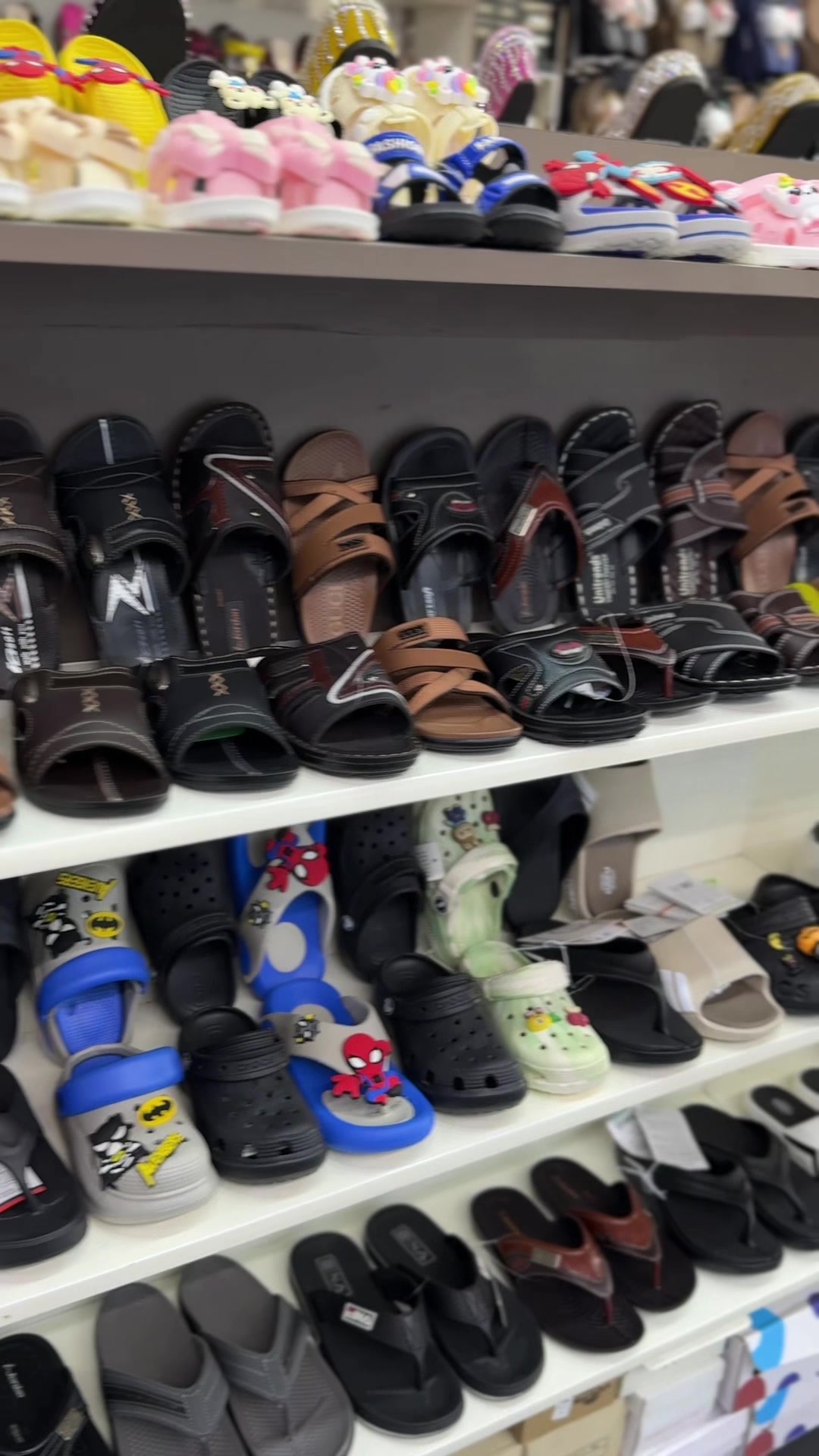@Cherry Shoe Store