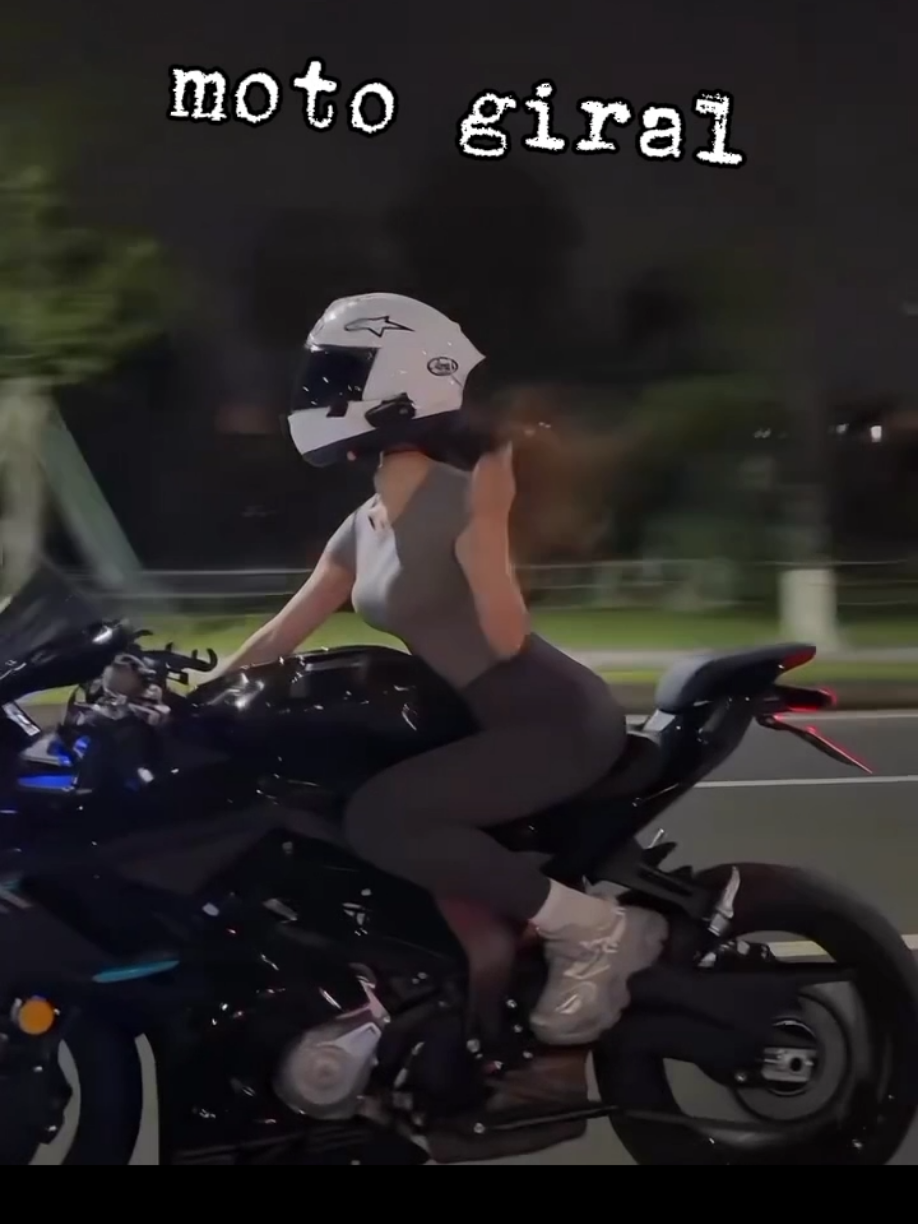@الكوميد