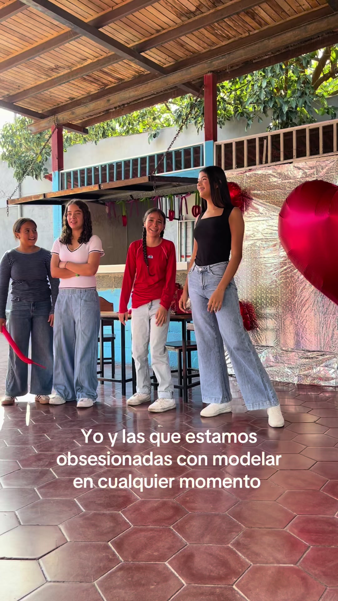 @antonellaloyo1