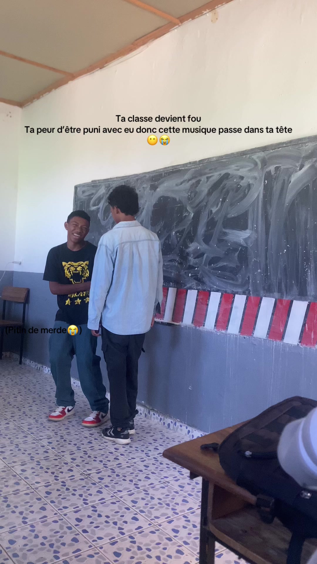 @Mon&agrave;aaaa
