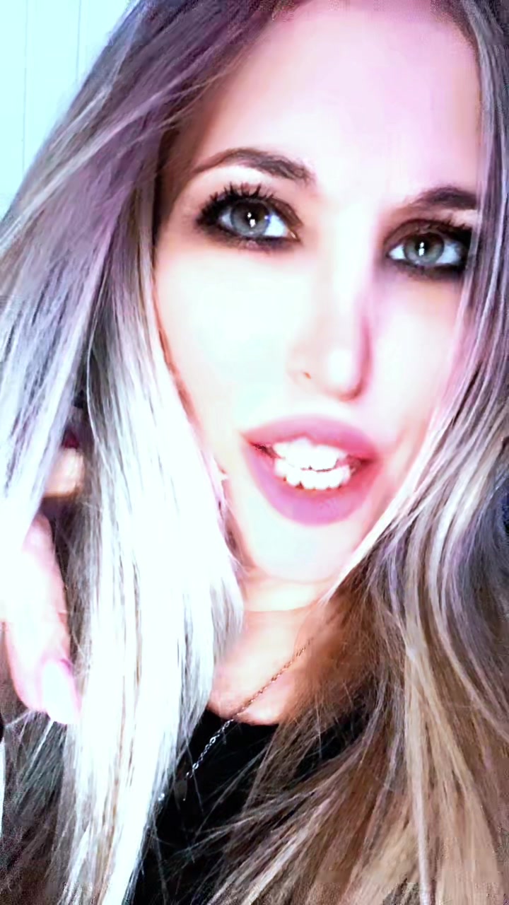 @Desdemona71