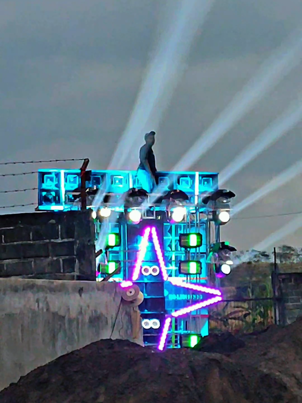 @𝙈𝘼𝙎 𝙒𝙄𝙅𝘼𝙔𝘼 👻