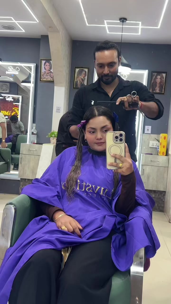 @झरना सुनार