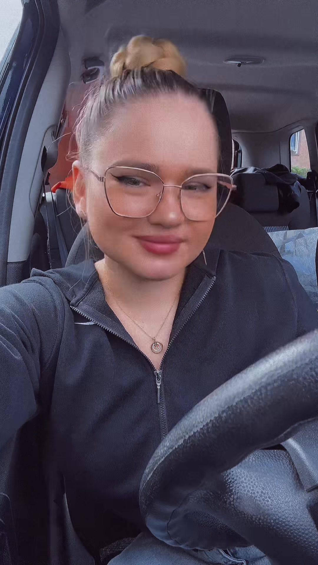 @Roxana24💔🖤