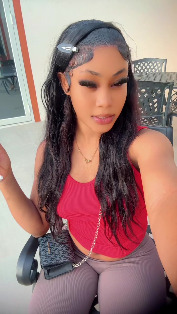 @Niya🥀