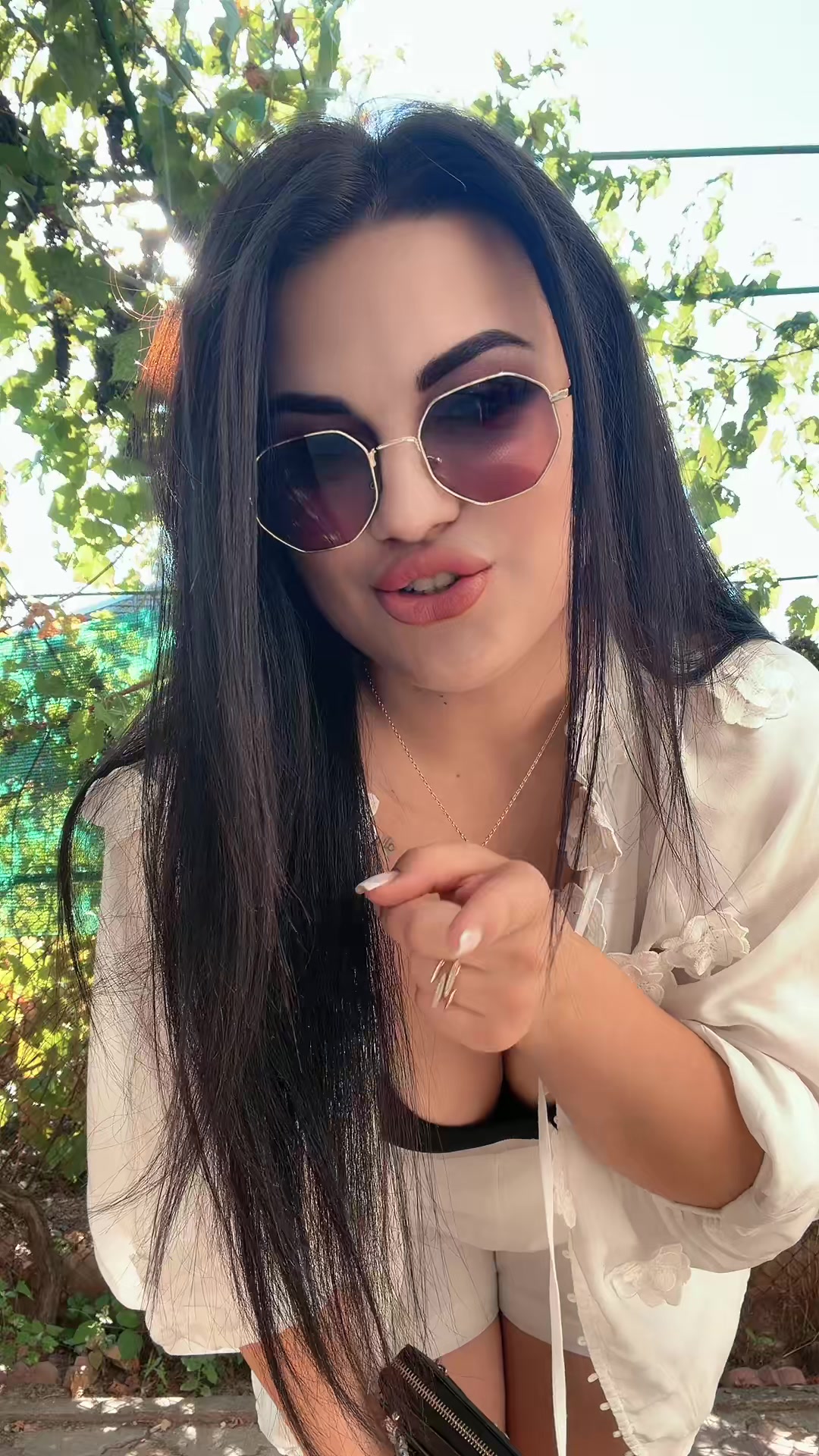@Valeria