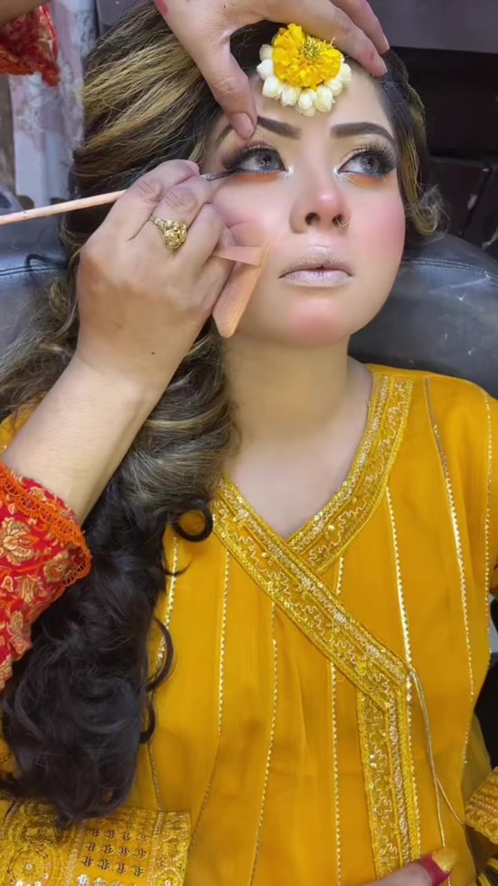 @Kiran Parlor Official