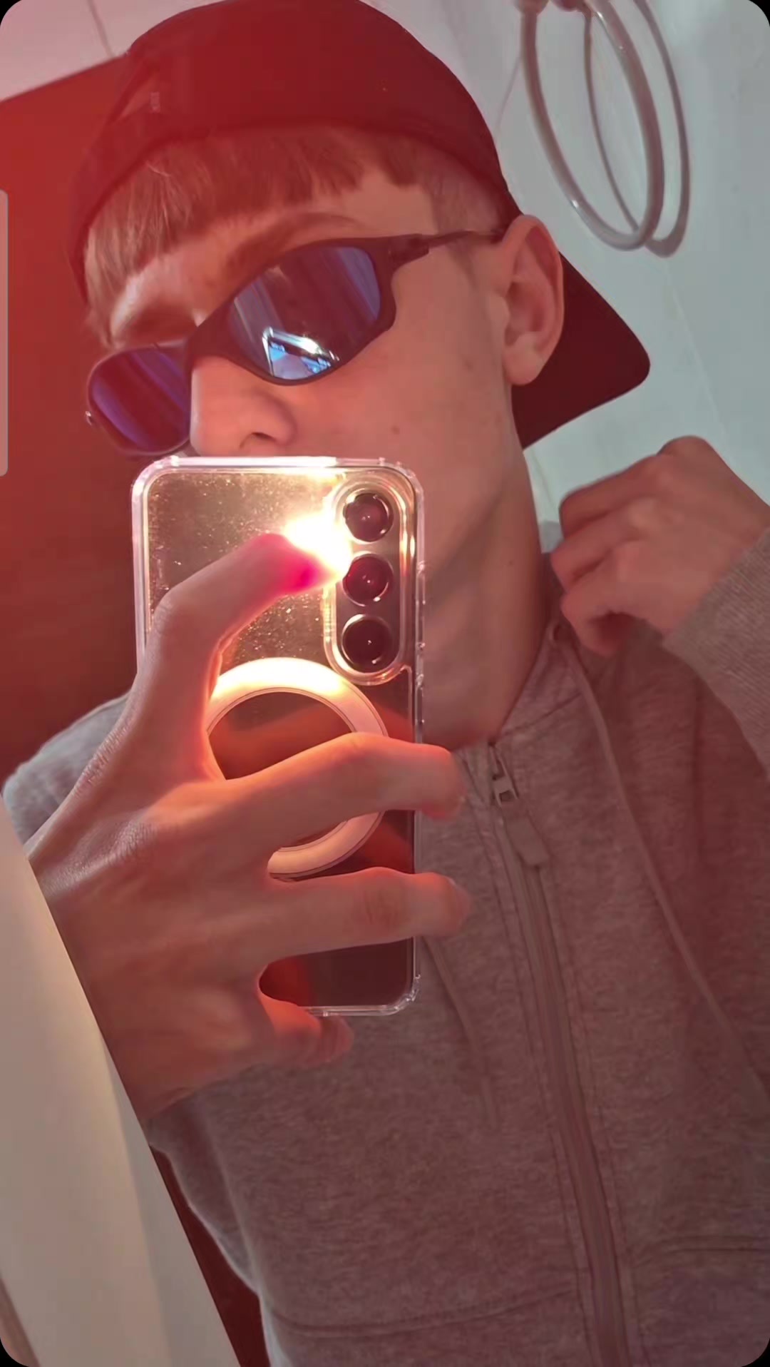 @F🥇