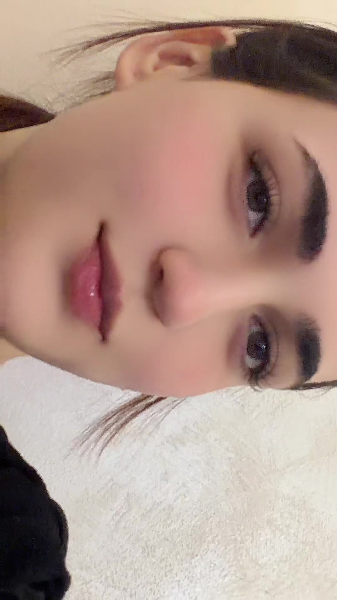 @aizakhaannn_