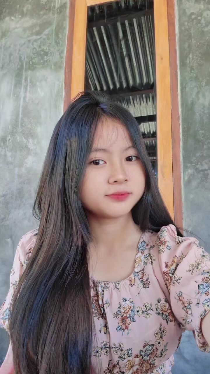 @𝐁T̸ | F L Y Y