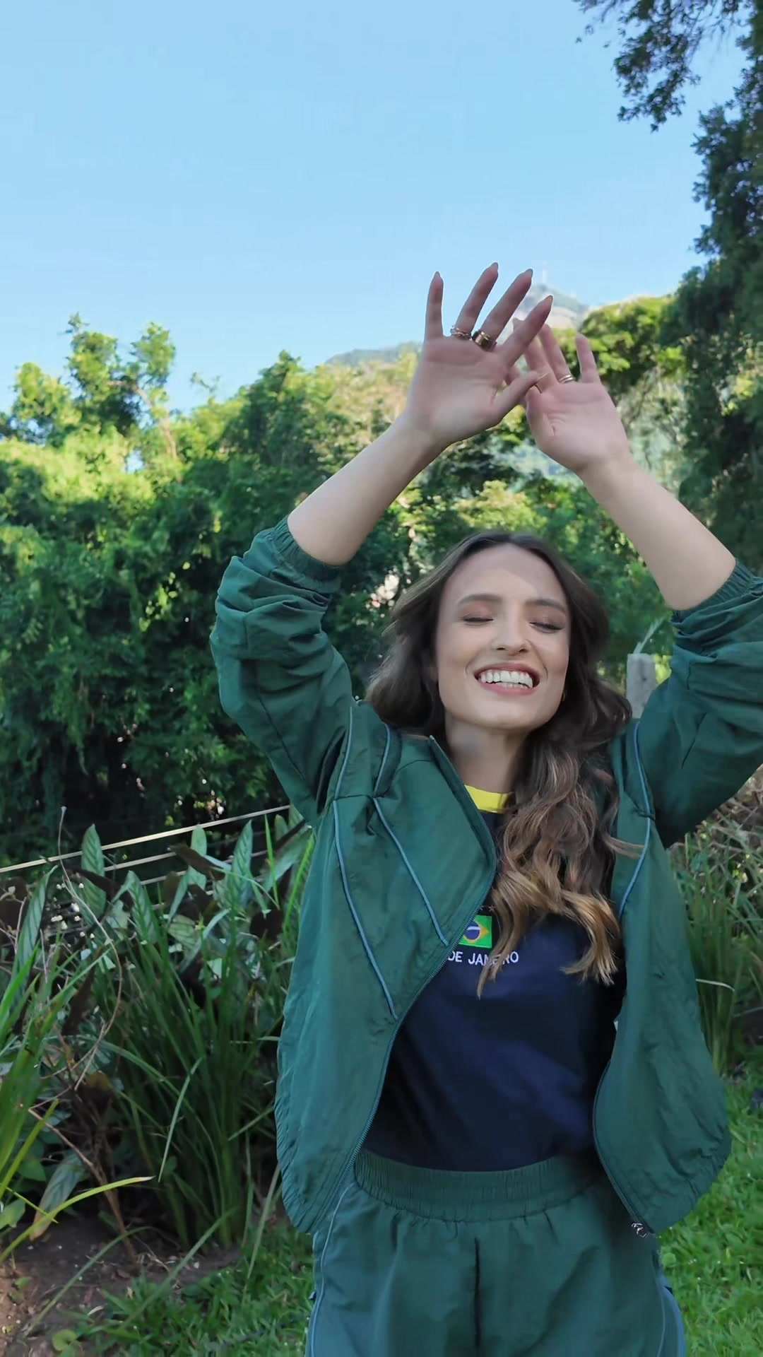 @Larissa Manoela