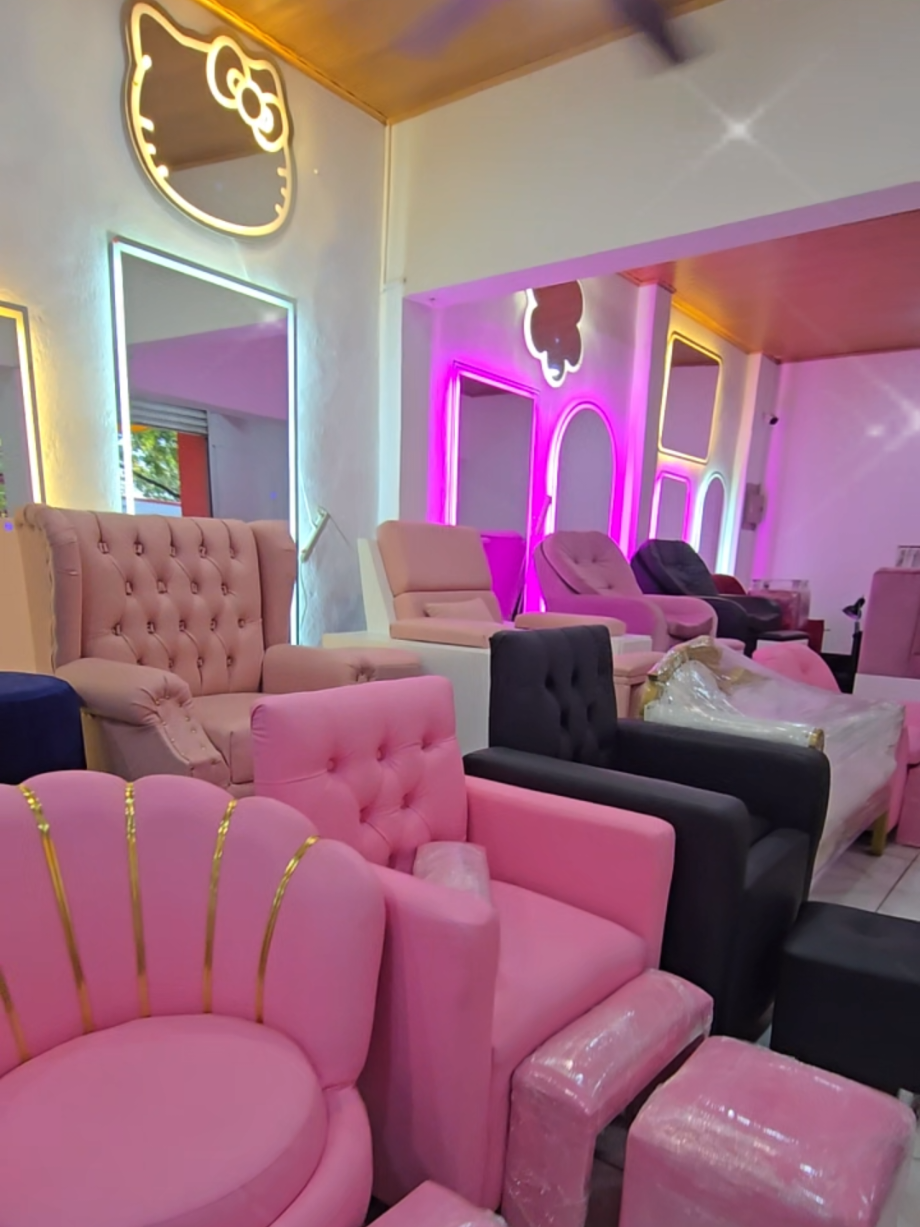 @Acrylic Nails Nicaragua