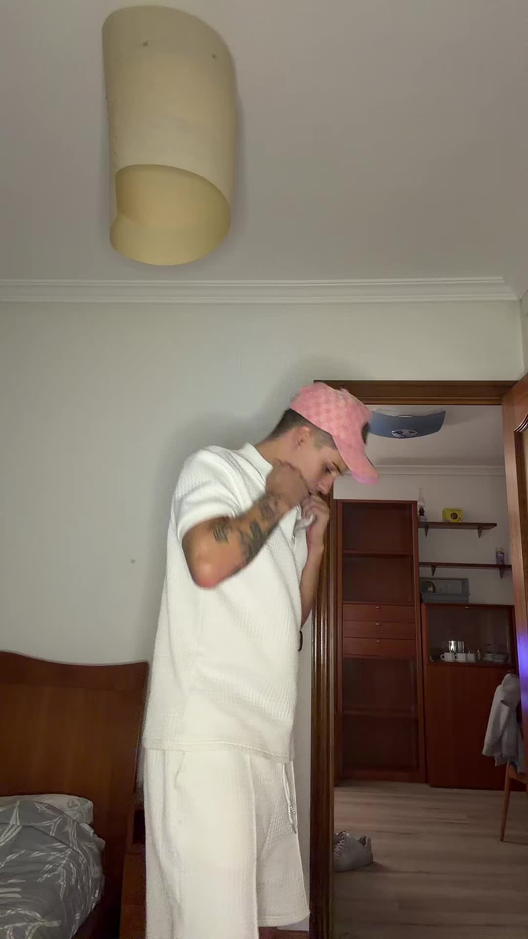 @Freeshboy