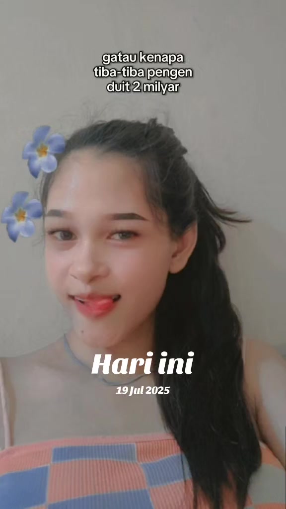 @𝔽𝕚𝕖𝕝𝕝𝕒𝔽ℝ🦋